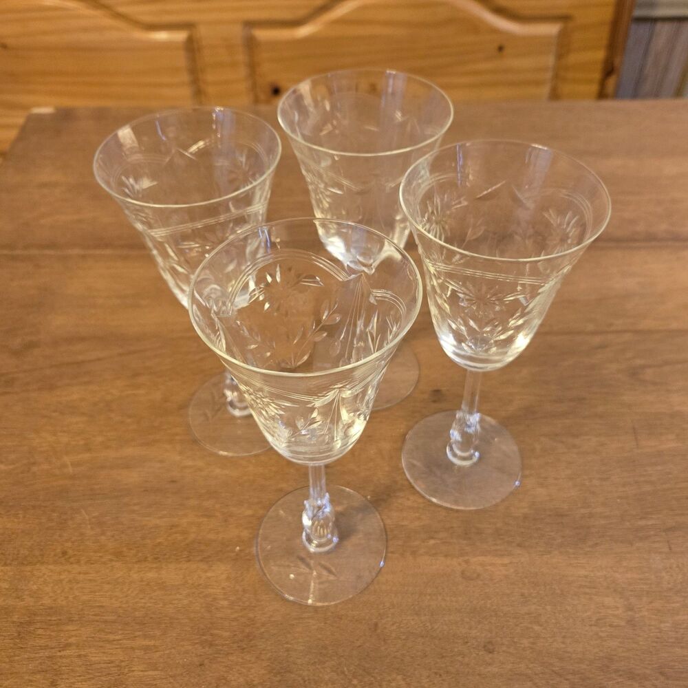 Set of 4 Vintage Etched Floral Thumbprint Wine Glasses with Flower On Stem